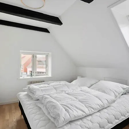 5507-gudhjem-broddegade-14-lejl-12 *